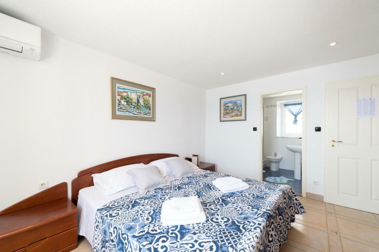 Riva Rooms Bol Bagian luar foto